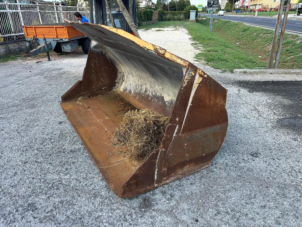 Usato benna per pala gommata Liebherr
