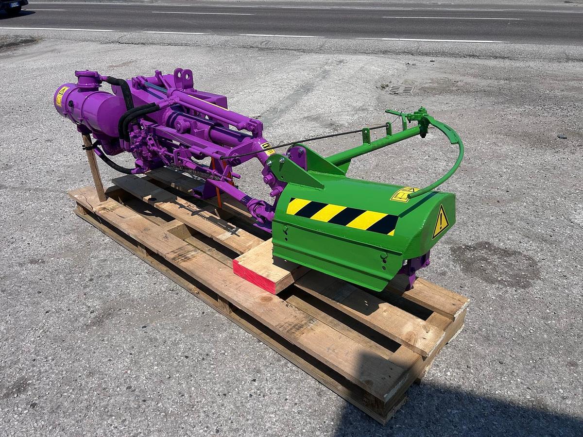 Usato Fresa interfilare marca Cavagion