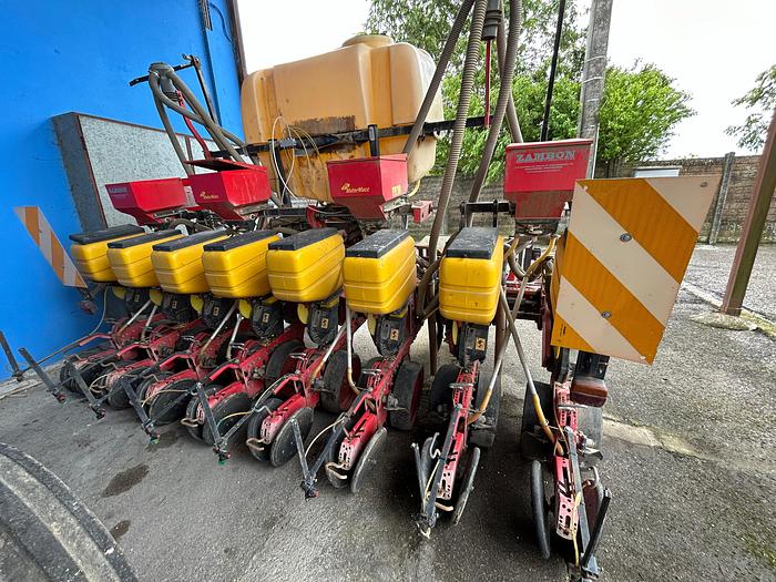 Usato Seminatrice di precisione MaterMacc- 8 file