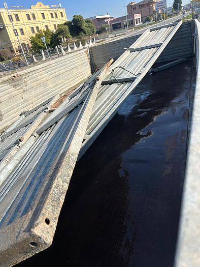 Usato Rimorchio Barbieri trilaterale a 2 assi