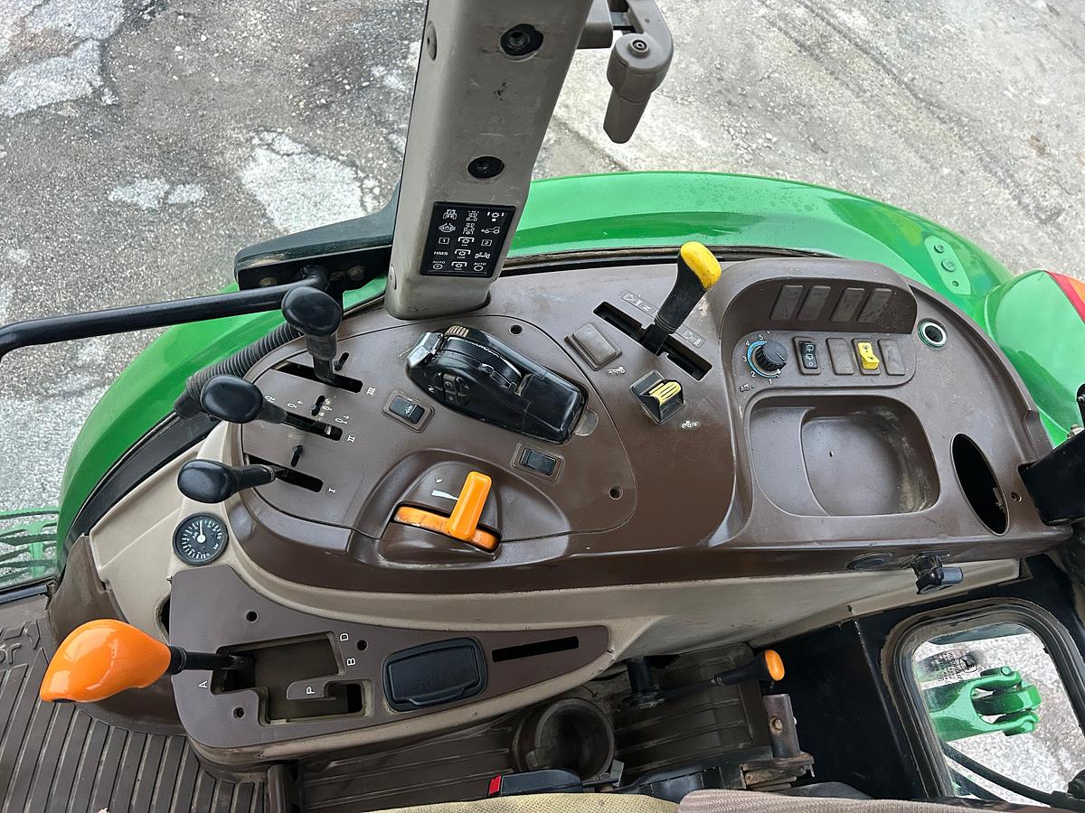 Usato John Deere 5820-fr aria 140q