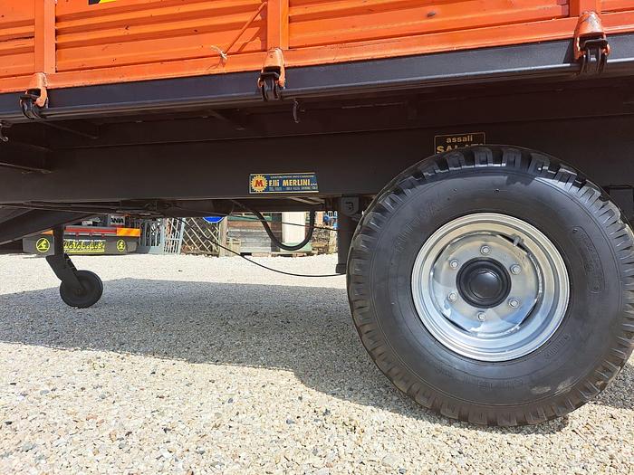 Usato Rimorchio Merlin ribaltabile trilateralmente