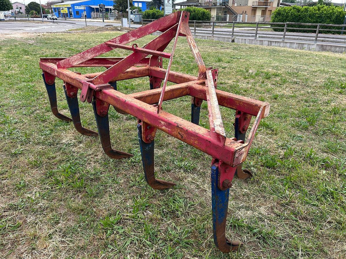 Usato Preparatore ripper pesante a 9 ancore da 3m