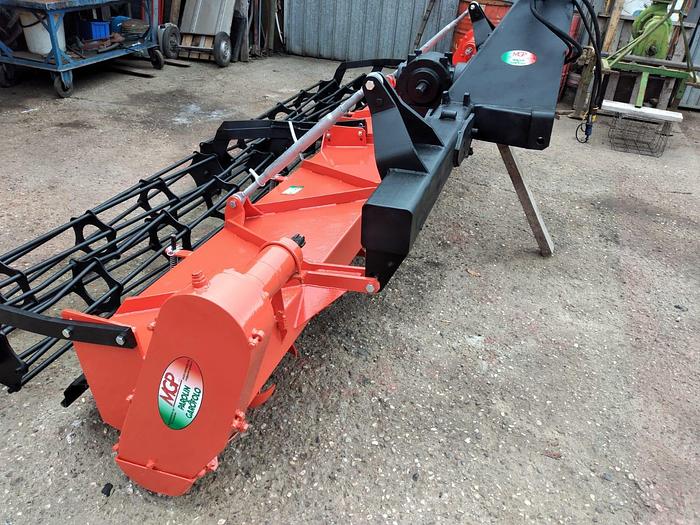 Usato Fresa Parolin da 4m pieghevole idraulicamente