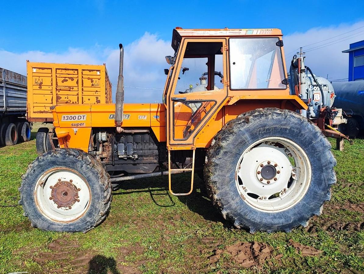 Usato Fiat 1300 Super-gomme nuove
