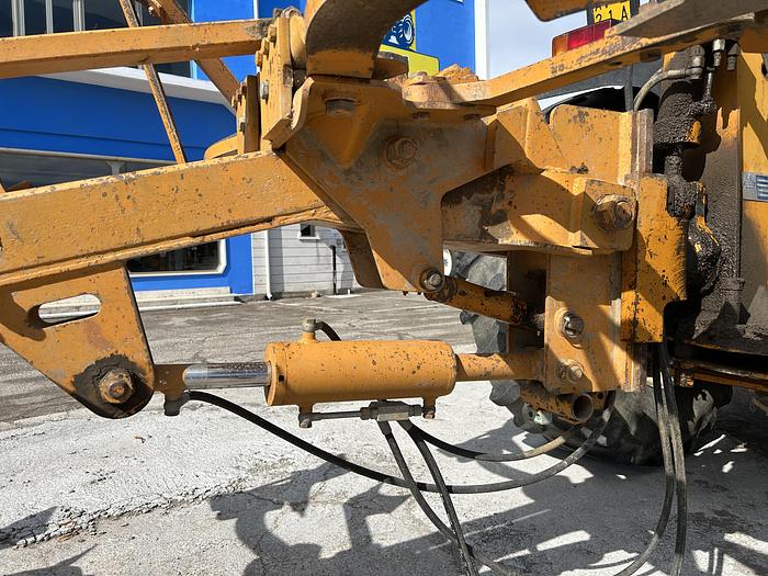 Usato Aratro quadrivomere Mipra modello Taurus