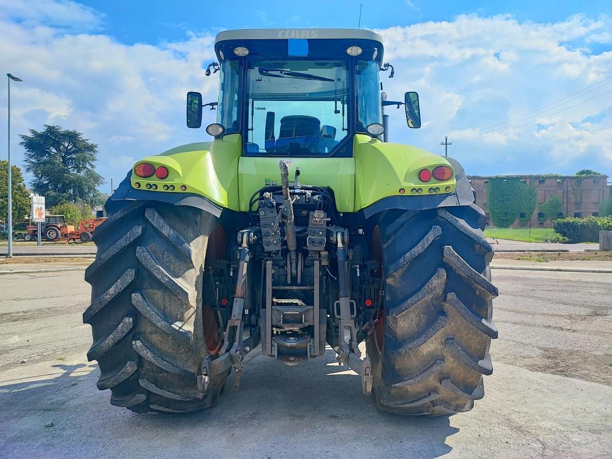 Usato Claas Axion 850 CEBIS-5600 ore
