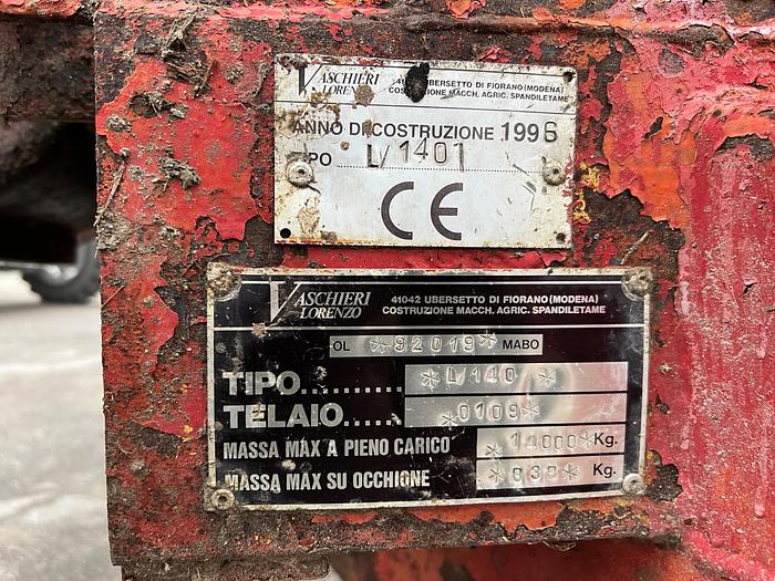 Usato Spandiletame 2 assi Vaschieri L140