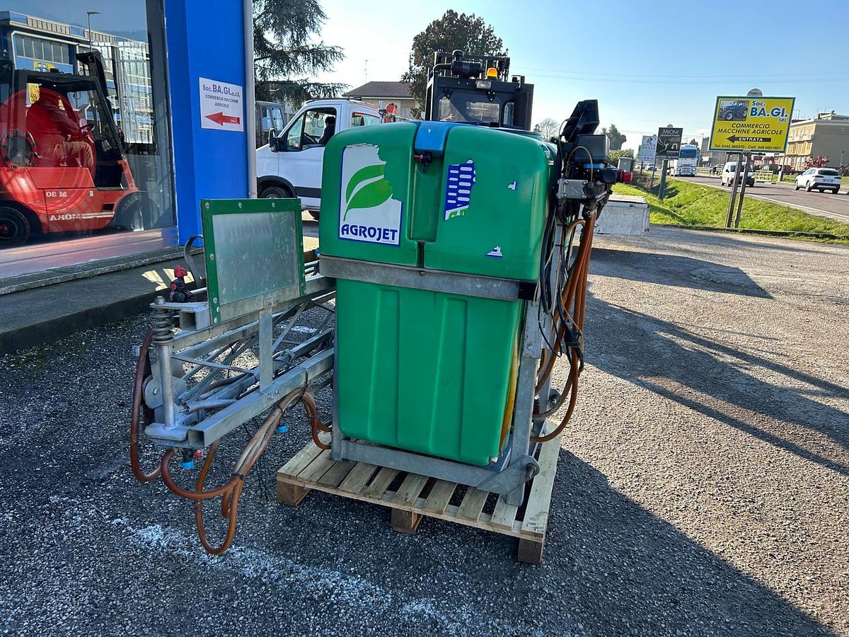 Usato botte da diserbo Caffini da 6q con barre