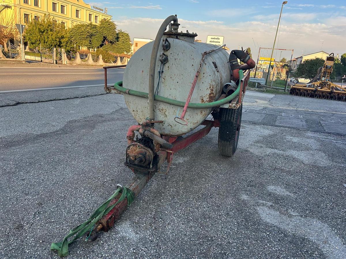 Usato Botte liquame Scalvenzi 30 q