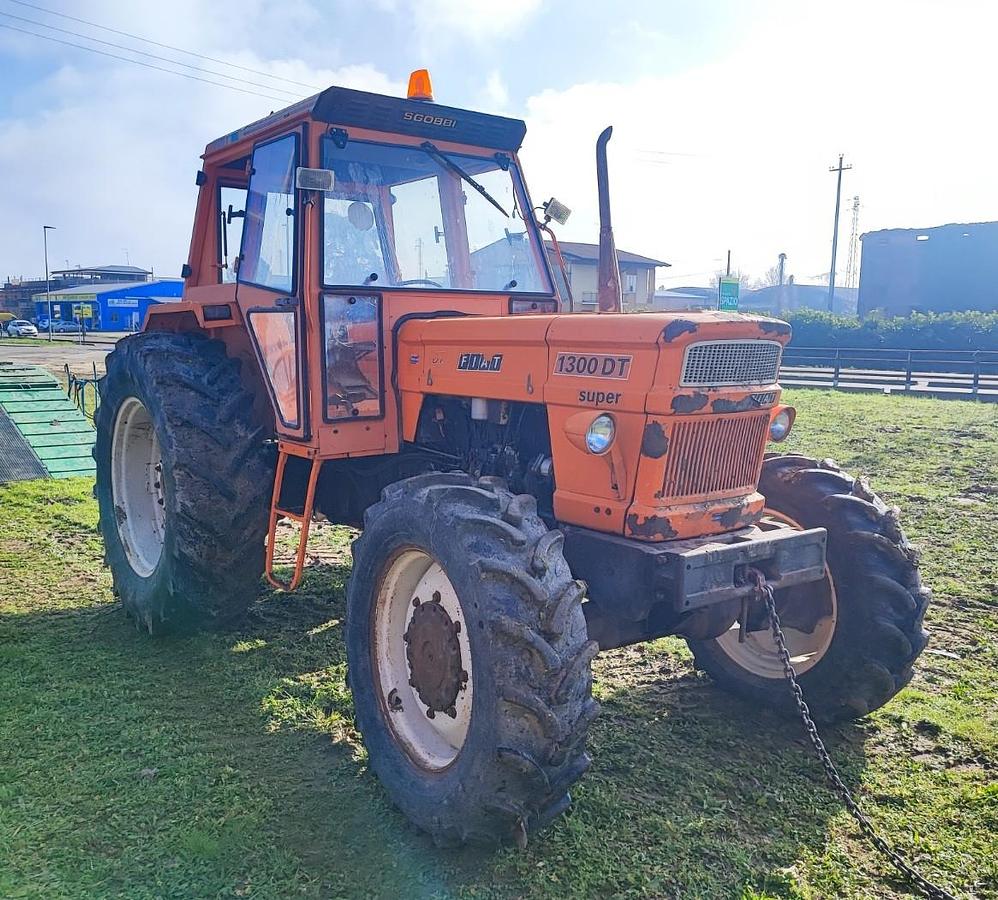 Usato Fiat 1300 Super-gomme nuove