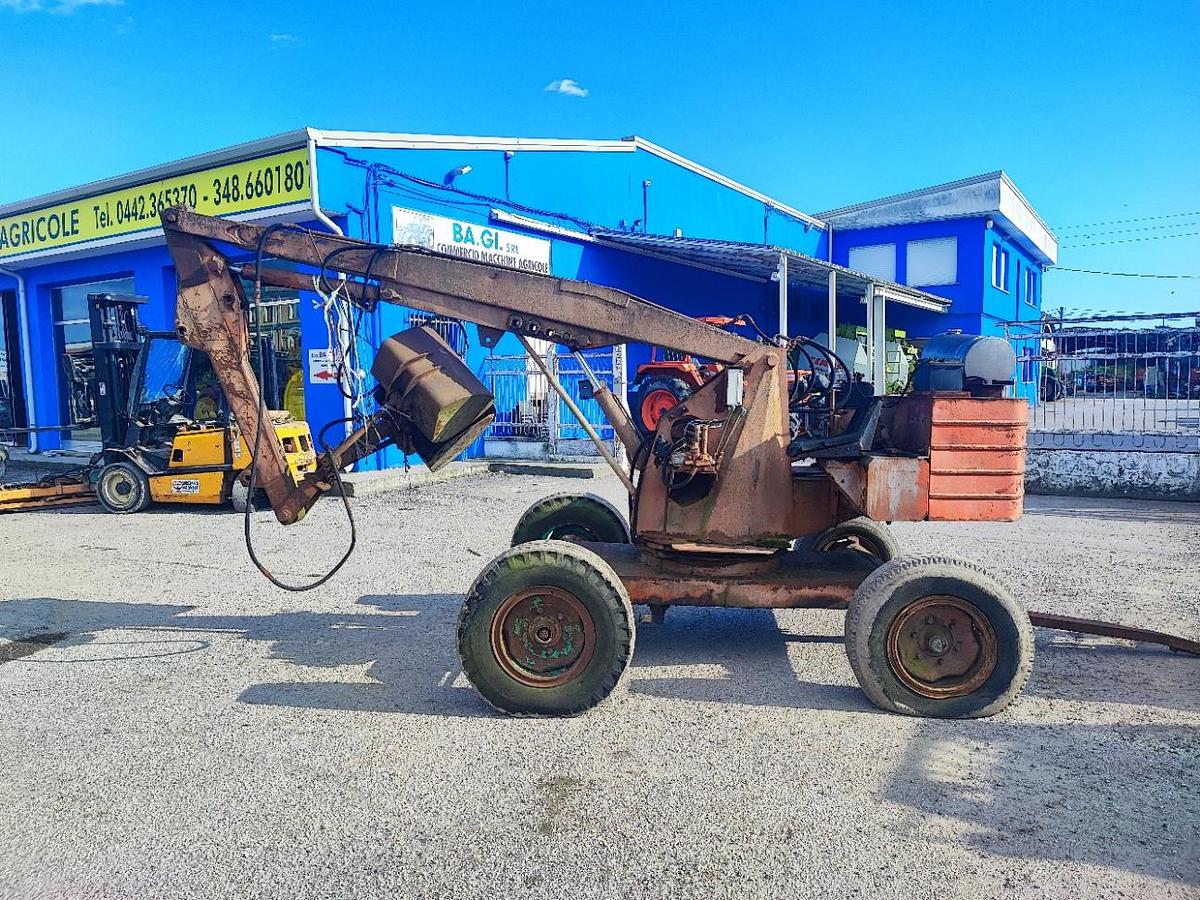 Usato Caricaletame a motore non funzionante