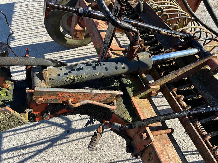 Usato Rastrella idraulica da 4 metri