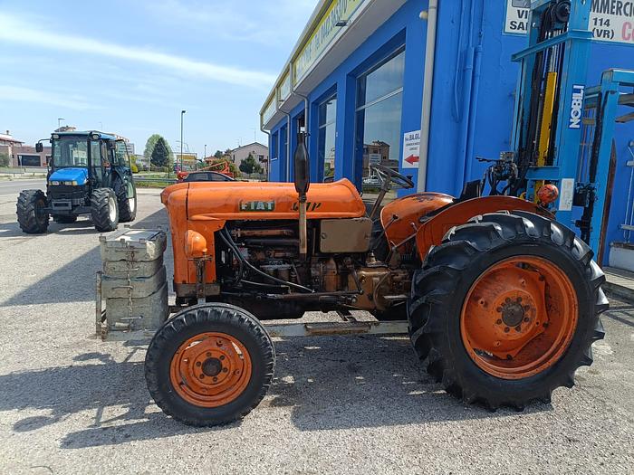 Usato Fiat 411 R con muletto e sollevatore