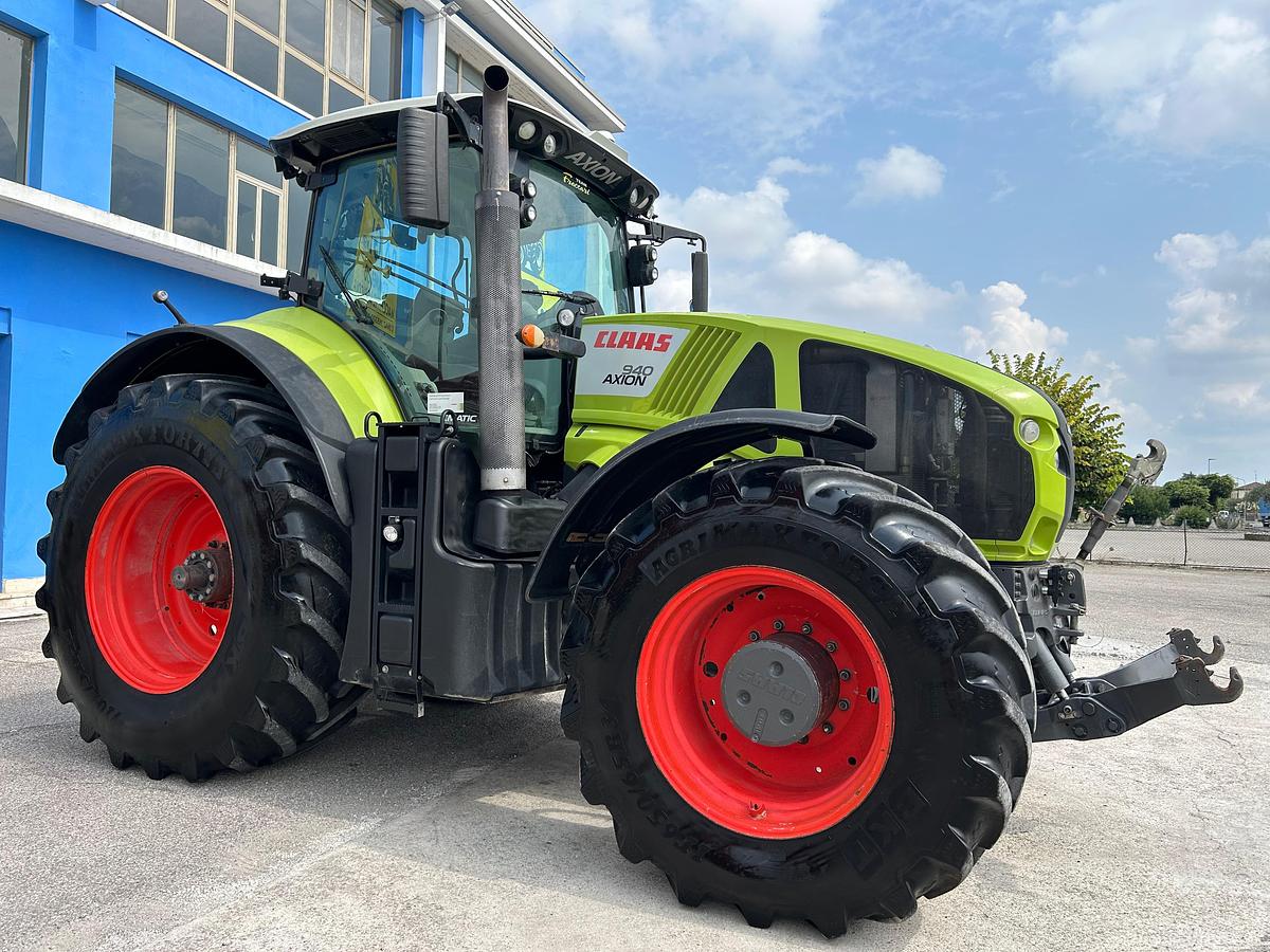 Usato Claas Axion 940 Cmatic- ponte e cabina sospesi-freni aria e olio 200q