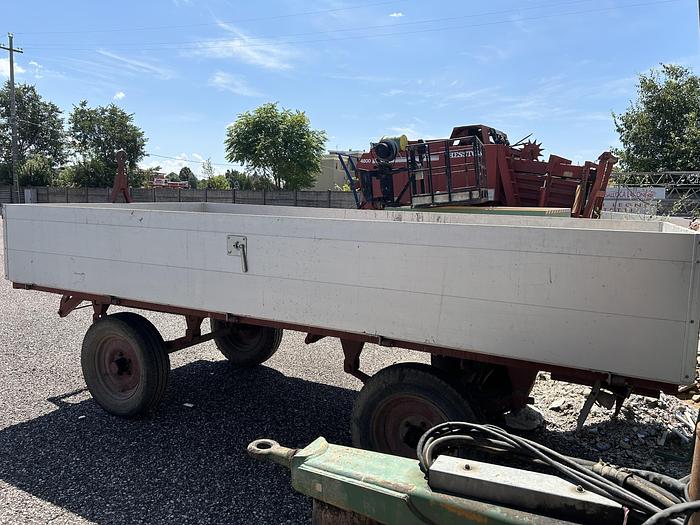 Usato Rimorchio agricolo Artigiano due assi