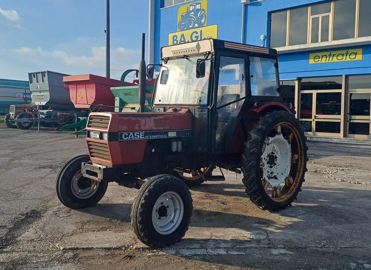 Usato Case International 733- ore 5431- idroguida
