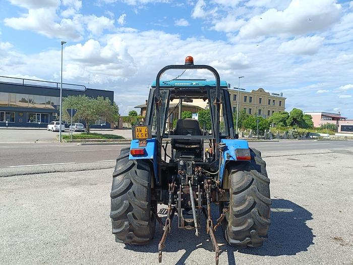 Usato New Holland TL 80- ore 5300
