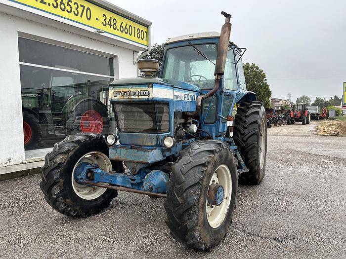 Usato Ford TW10- CV 130- 6 cilindri- anno 1983