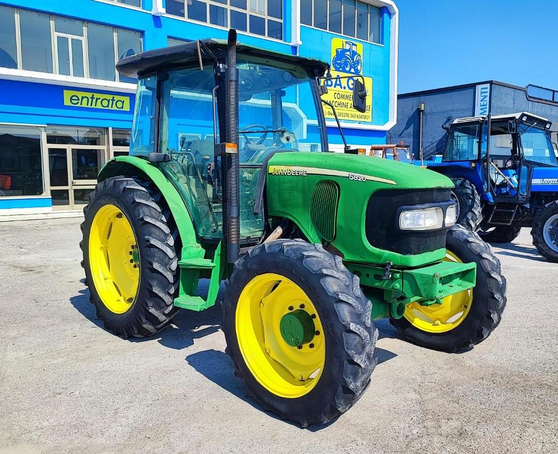 Usato John Deere 5820
