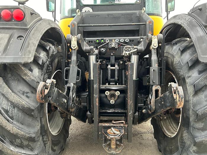 Usato JCB Fastrac 3230- PTO e sollevatore anteriore