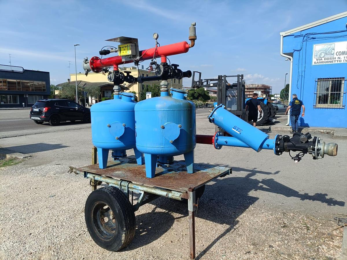 Usato impianto filtrante agricolo per acqua marca STF