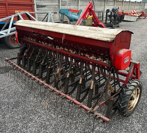 Usato Seminatrice Moreni modello Ucraina 3000