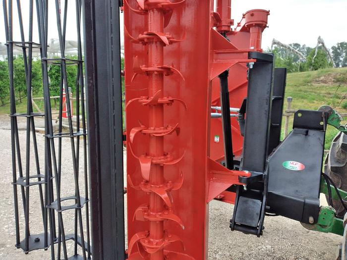 Usato Fresa Parolin da 4m pieghevole idraulicamente