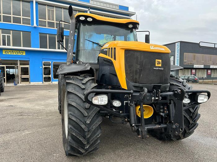 Usato JCB Fastrac 3230- PTO e sollevatore anteriore