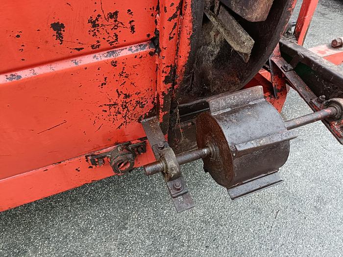 Usato Spandiletame da frutteto o vigneto larghezza 1,55m