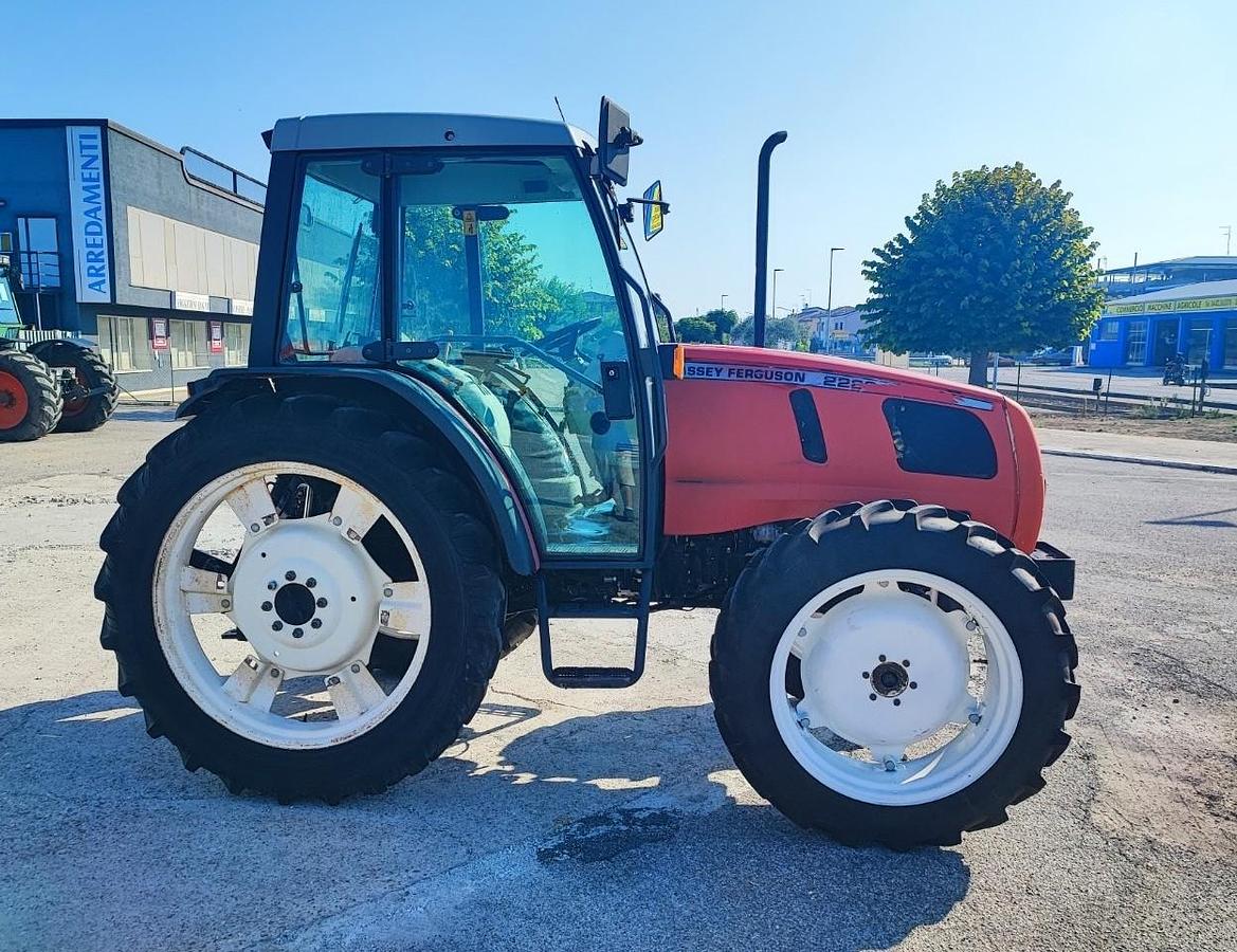 Usato Massey Ferguson 2220 DT