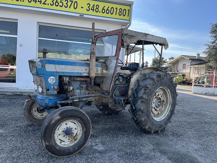 Usato Ford 5000 super major CV 68 con arco di protezione