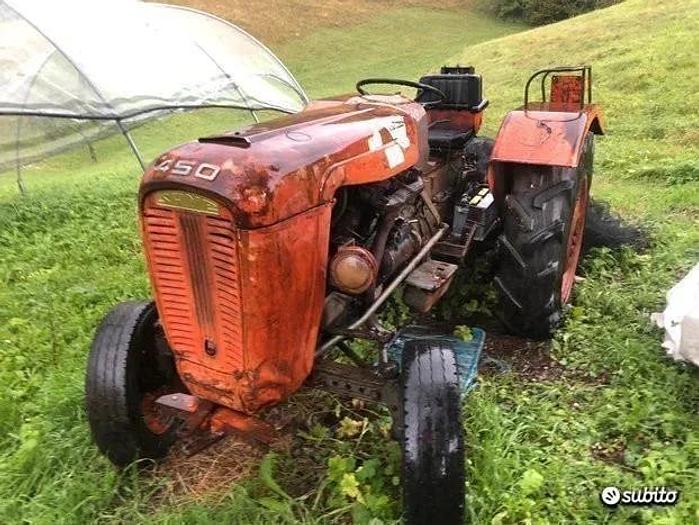 Usato Same 450 V con sollevatore -4 cilindri-funzionante