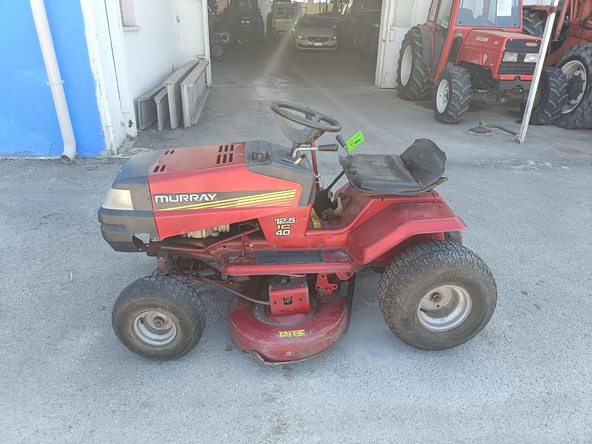 Usato Trattorino taglia erba Murray 12.5 IC 40