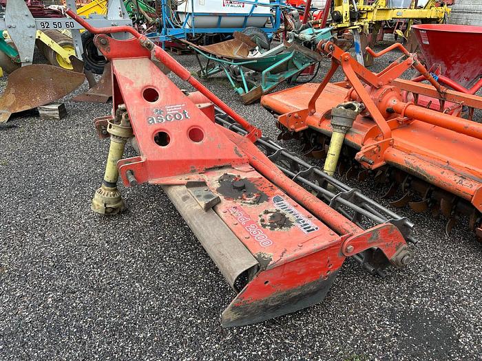 Usato Erpice rotante Moreni mod. 2500