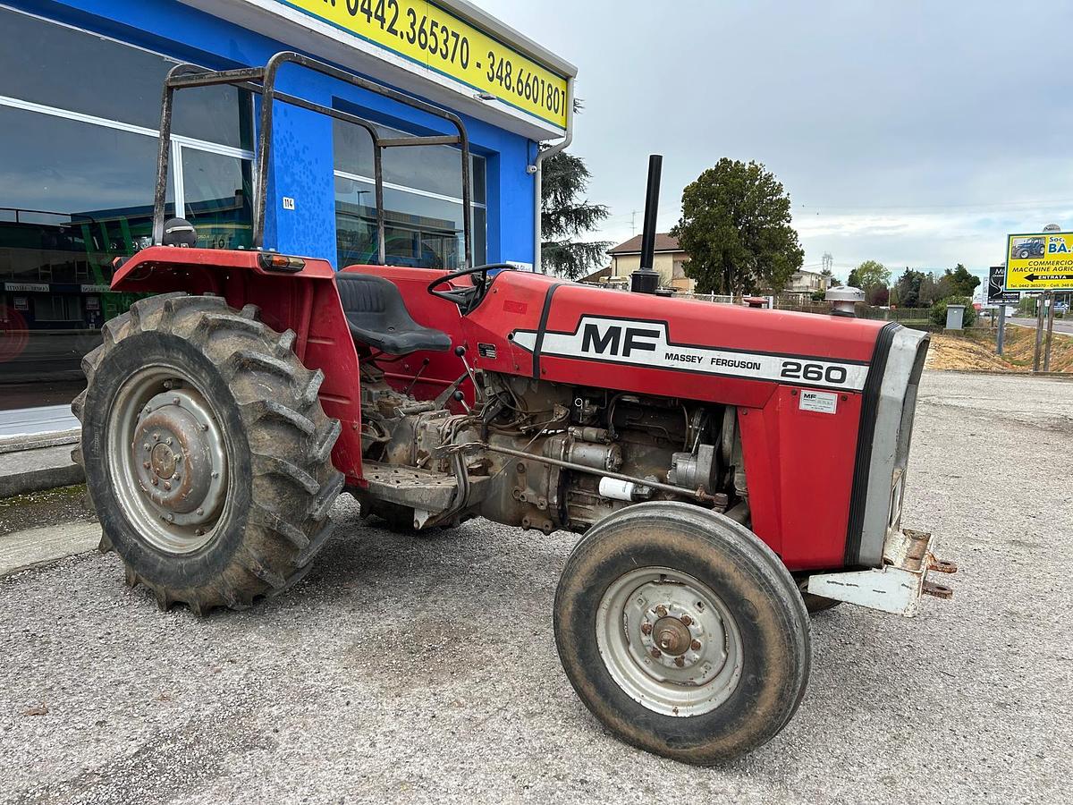 Usato Massey Ferguson 260 con arco di protezione