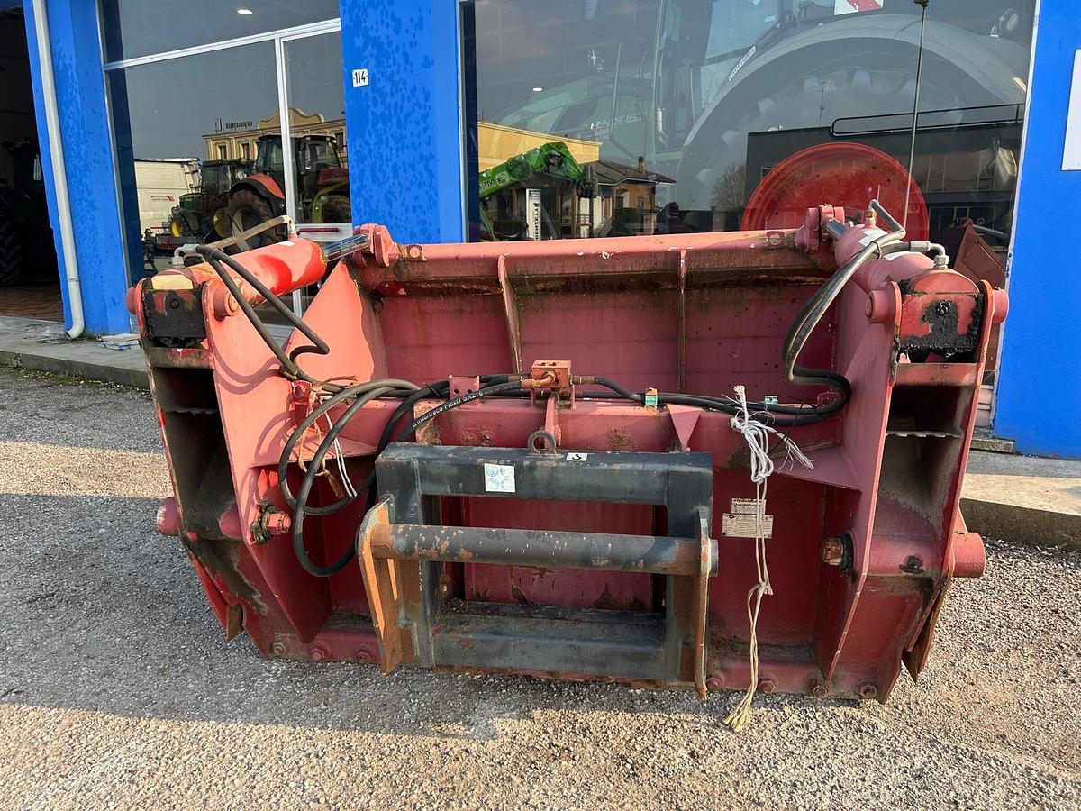 Usato benna per insilato Strautmann da 1,80m