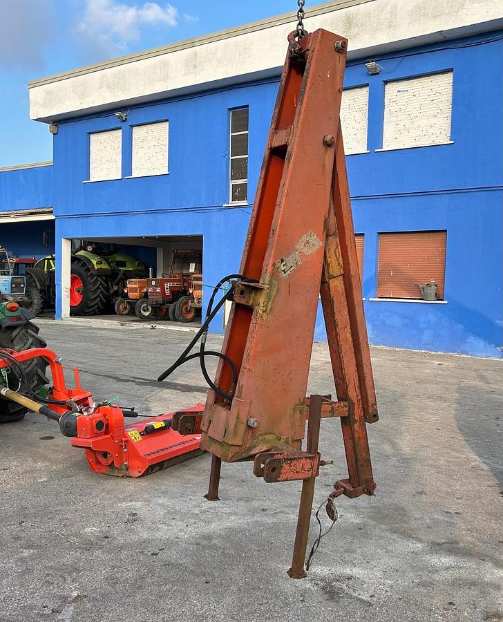 Usato Braccio al 3 punto con gancio per sacconi