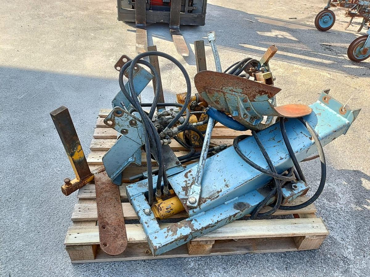 Usato Scalzatore ventrale Charrier a vomere