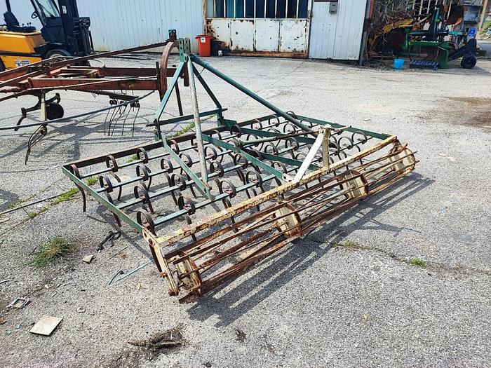 Usato Vibrocoltivatore con rullo da 2,20m