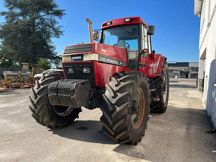 Usato Case International Magnum 7110- CV 180 -anno 1993