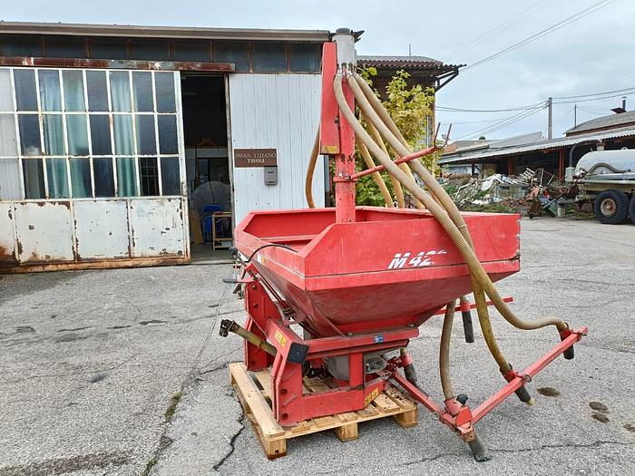 Usato Spandiconcime Kuhn a doppio girante