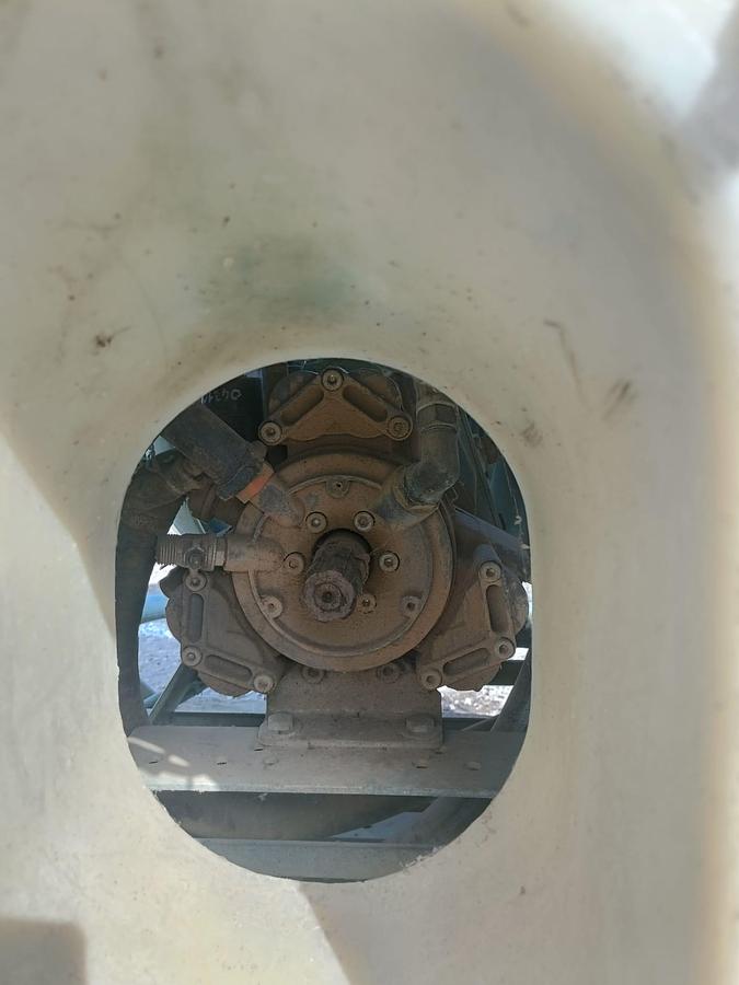 Usato Botte per trattamenti MFC da 650L-per vigneto o frutteto