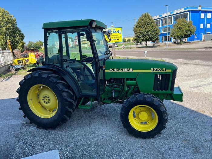 Usato John Deere 5510 N- CV 80- cilindri 4- anno 2004