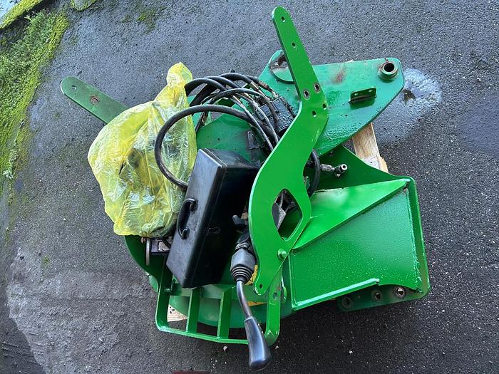 Usato Caricatore John Deere 661