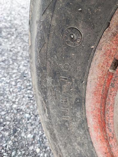 Usato Rimorchio Selvatico 2 assi ribaltabile con ralla