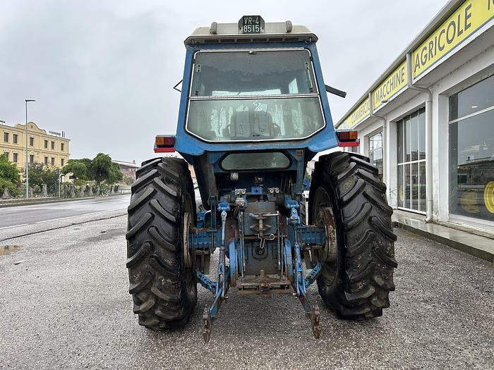 Usato Ford TW10- CV 130- 6 cilindri- anno 1983