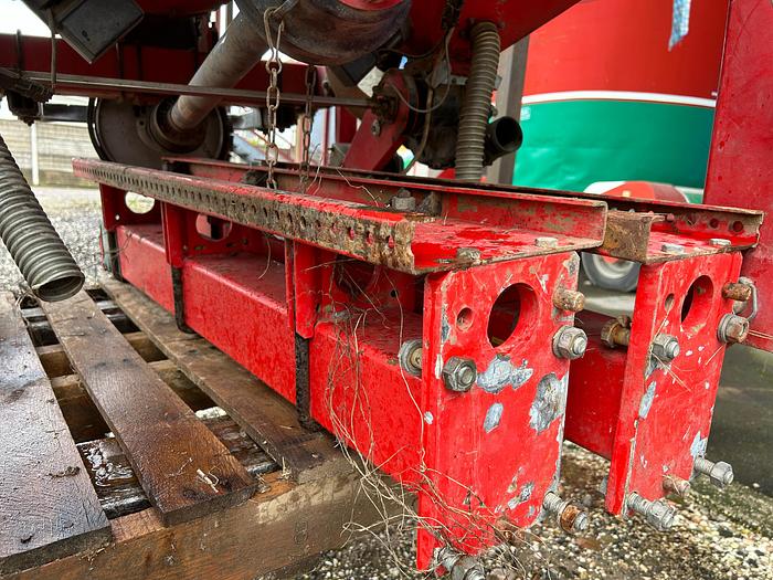 Usato Seminatrice di precisione MaterMacc- 8 file