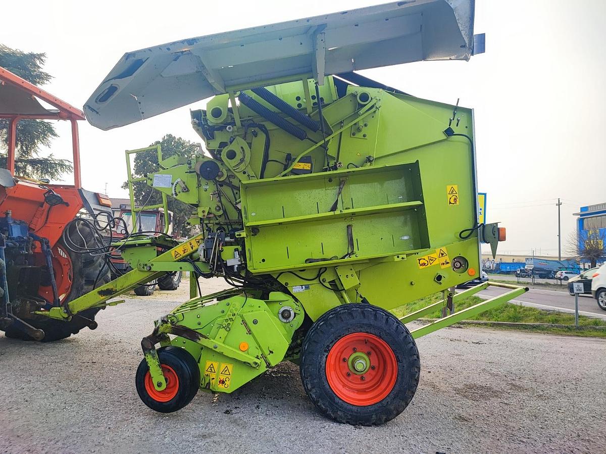 Usato Rotopressa Claas Variant 280 Roto Cut 2009