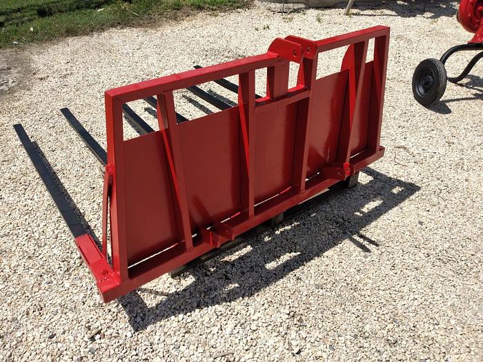 Usato Forconi vari per trattore agricolo